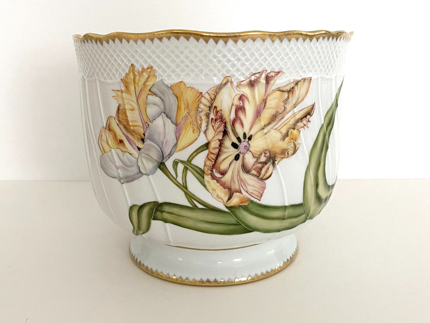 AD132 - Cachepot/Planter