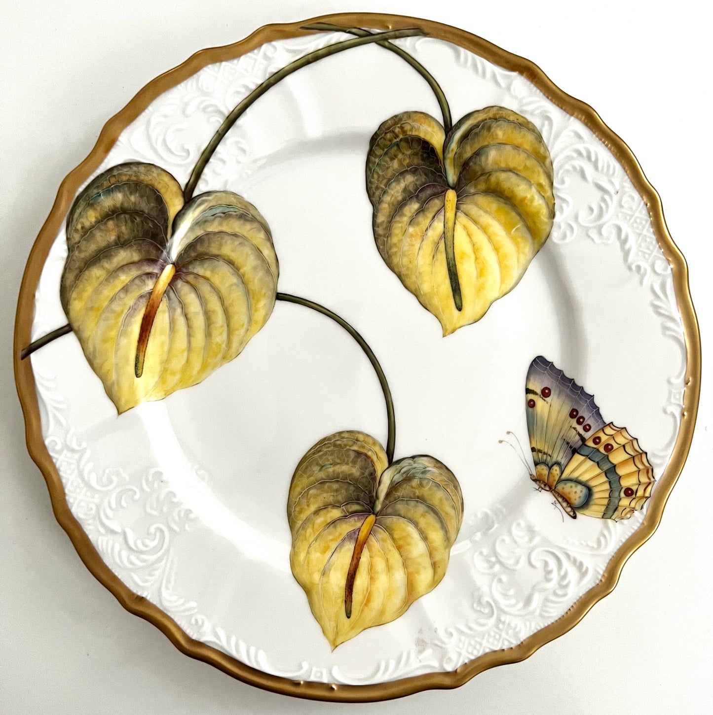 M116 - Antique Leaves Dinner Plate