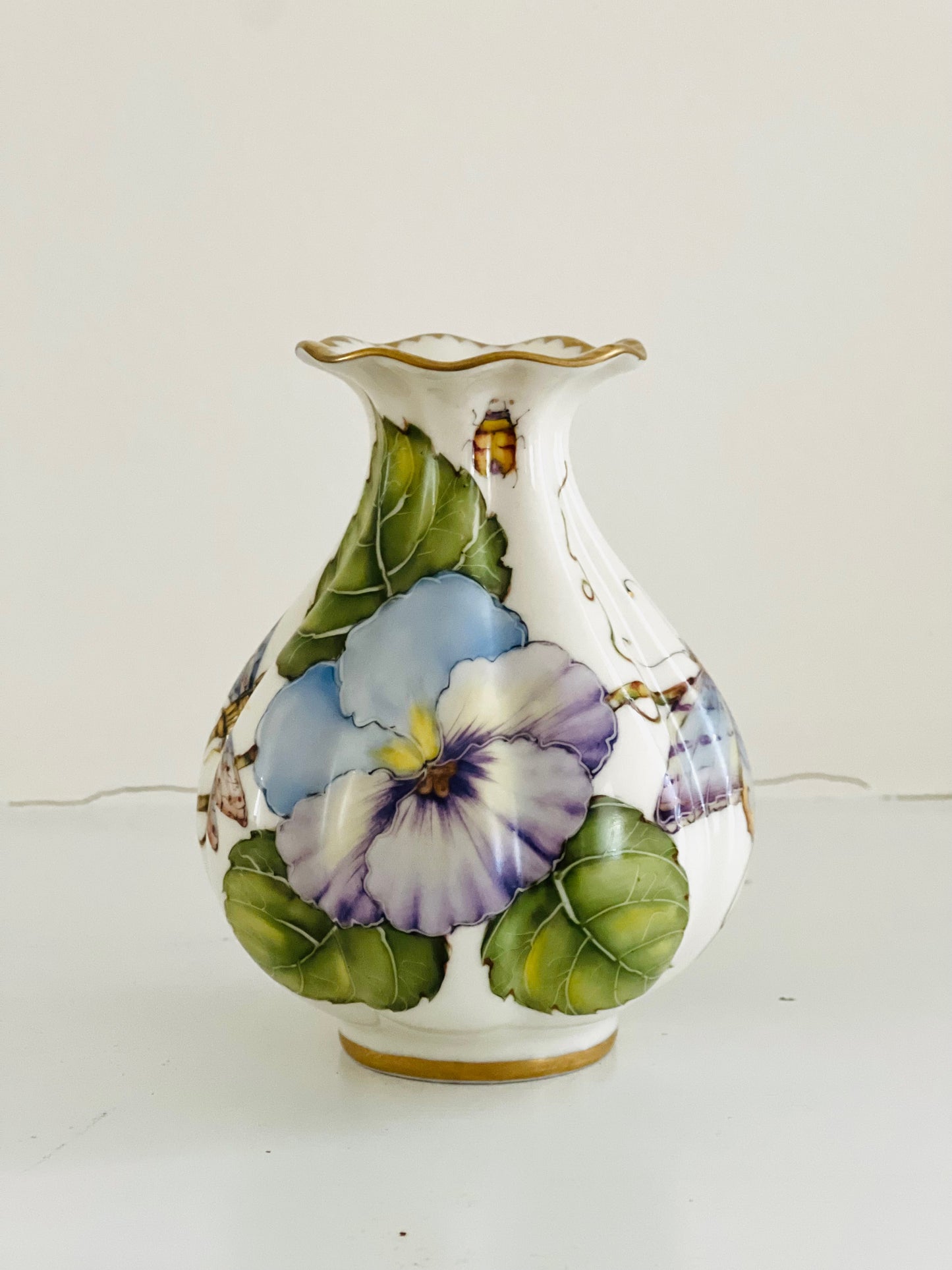 PA4 - Art Nouveau Shaped Bud Vase
