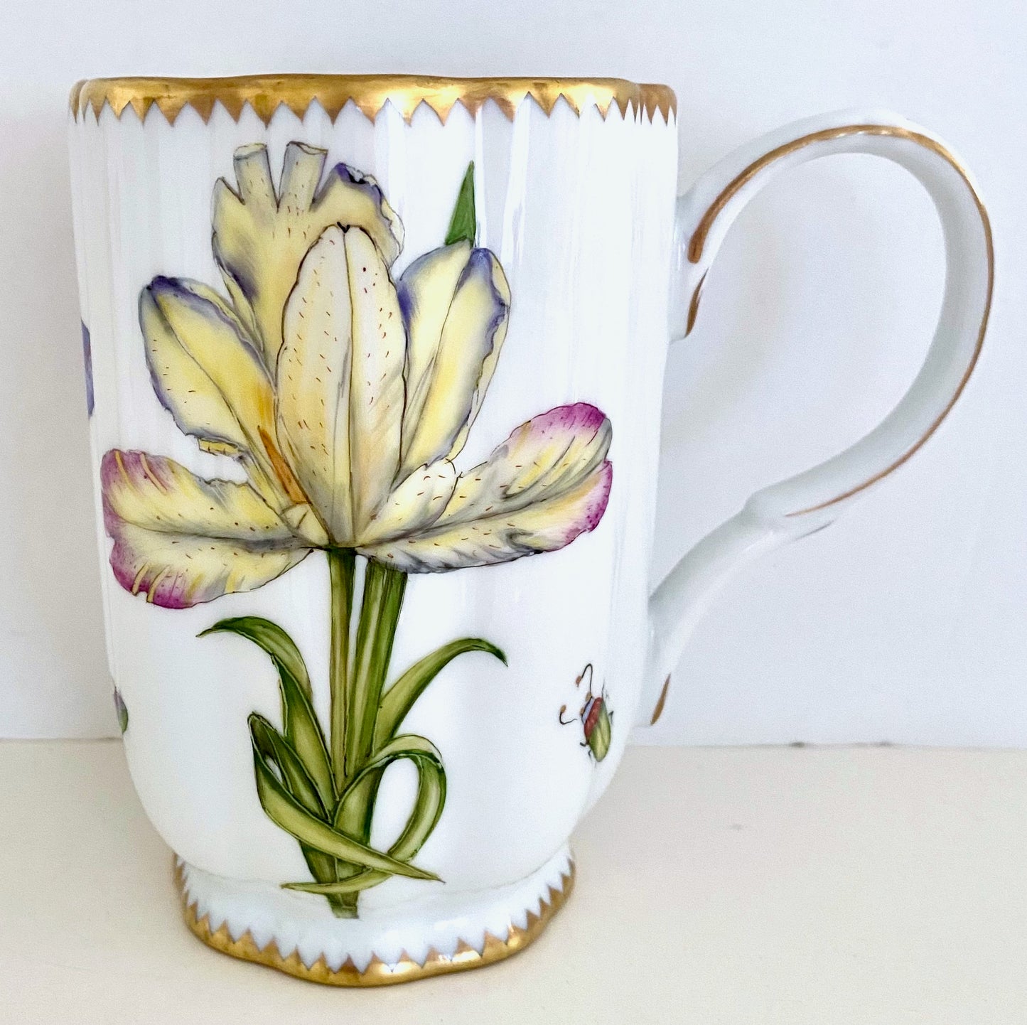 AD68 - Hand Painted Mug