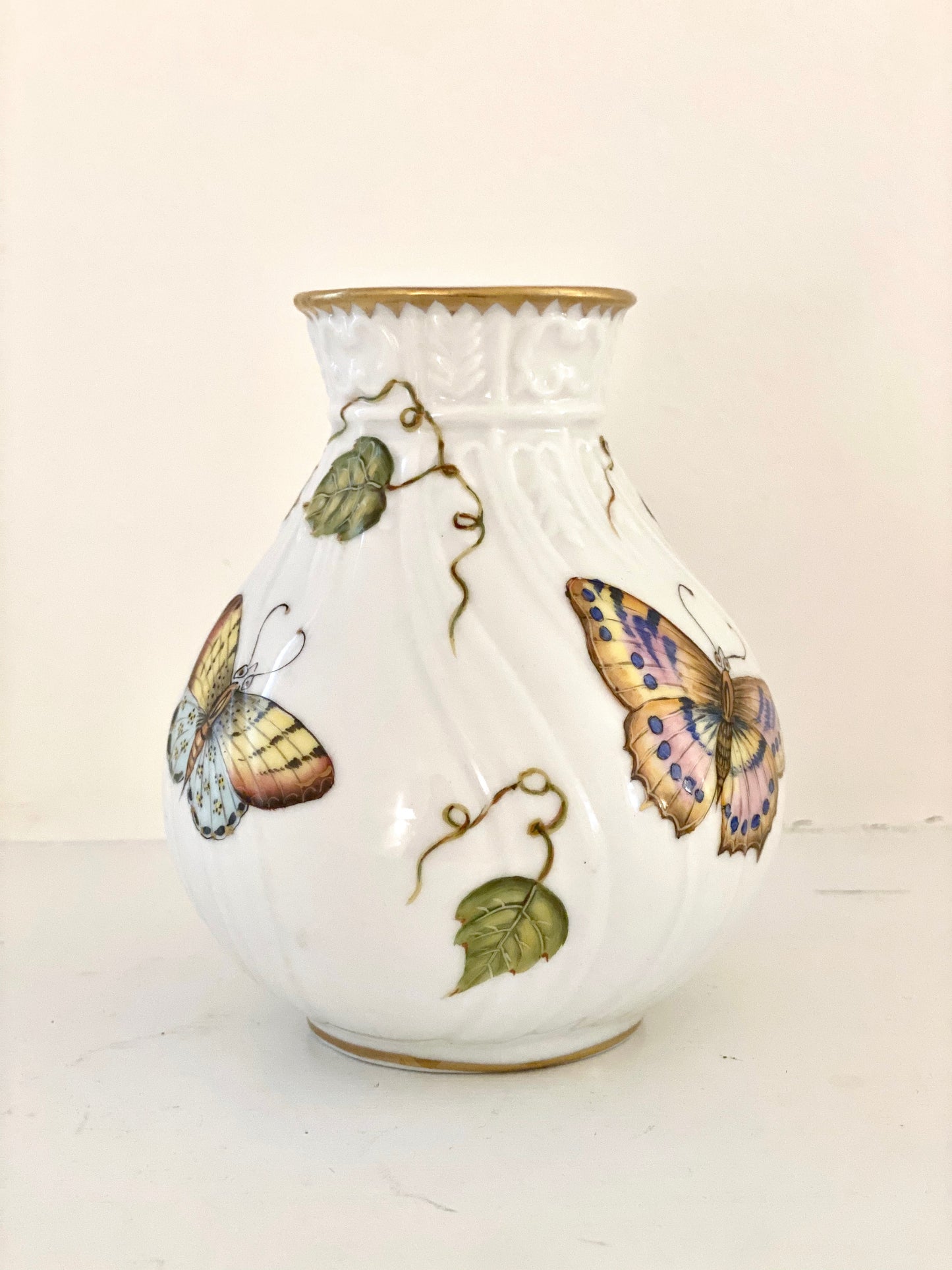 AW3 - Butterfly Bud Vase