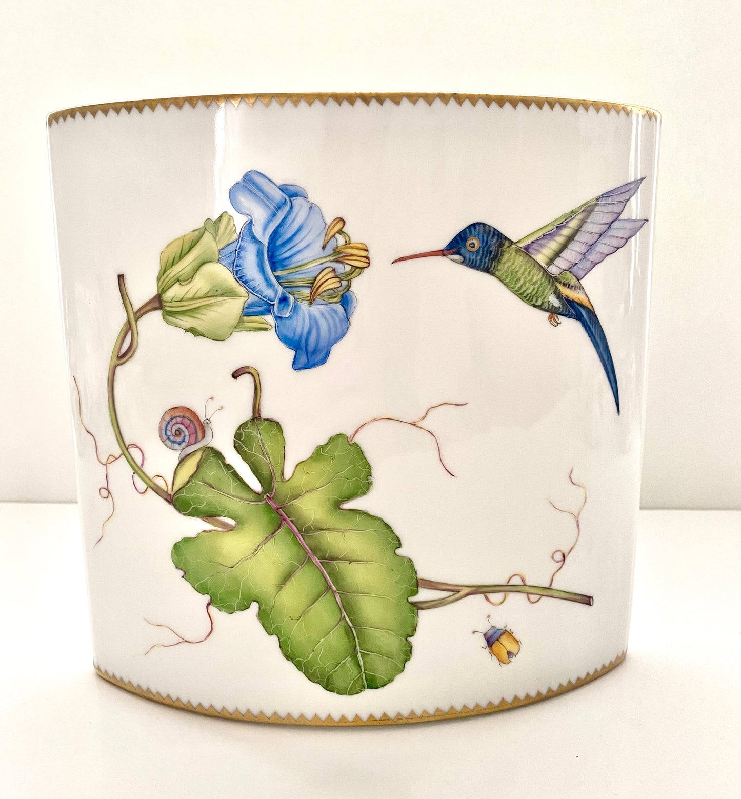M402 - Bird Vase