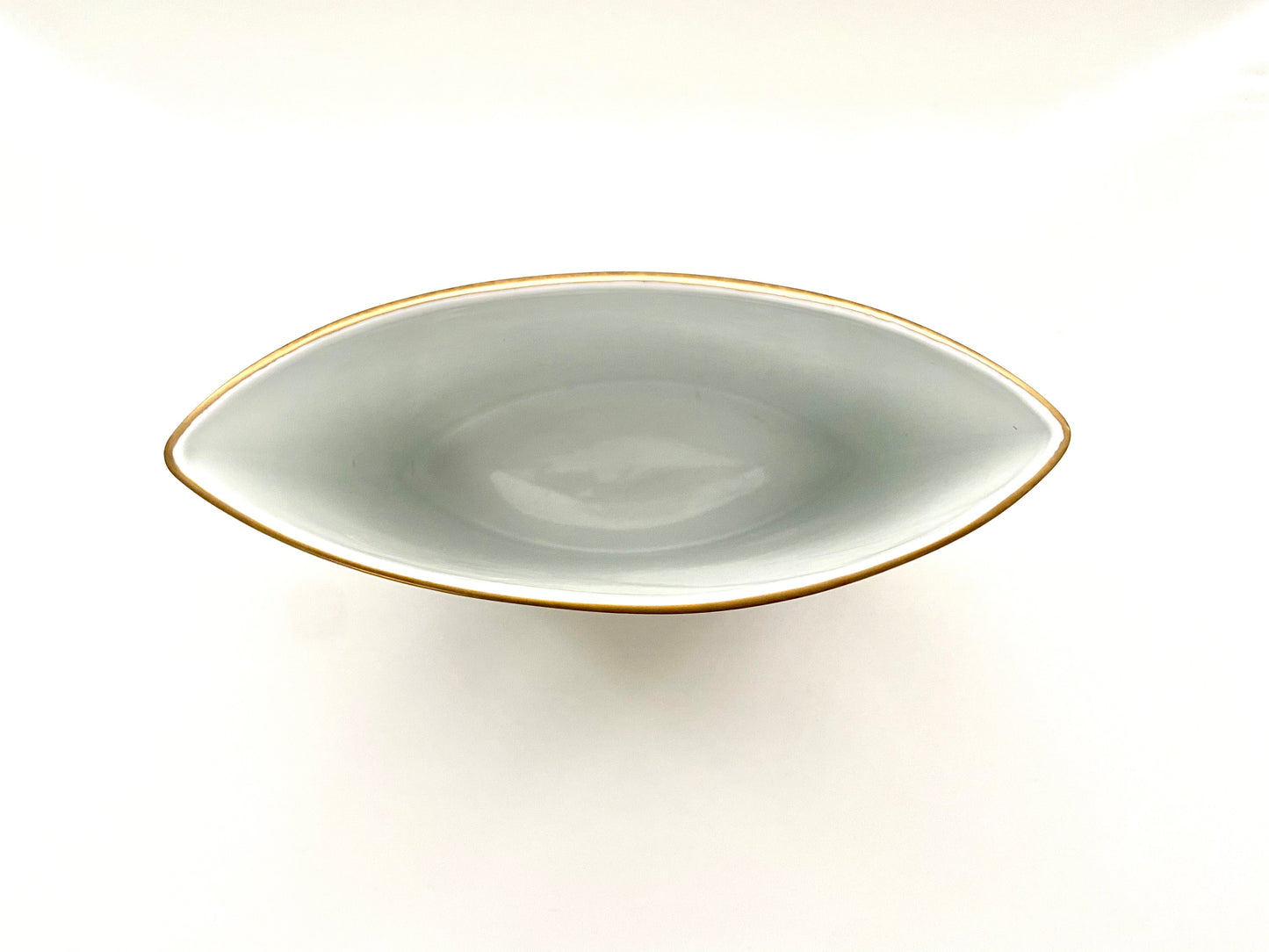 M402 - Bird Vase