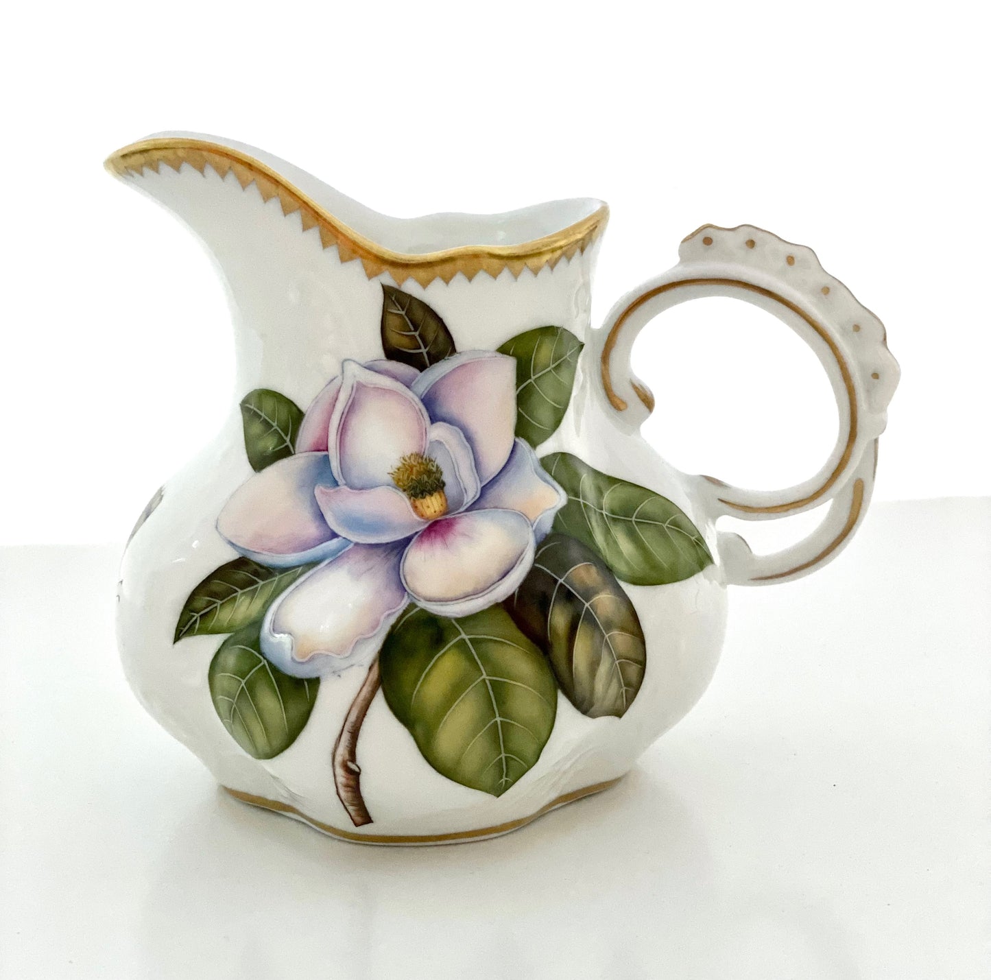 BH130 - Magnolia Flower Vase/Pitcher
