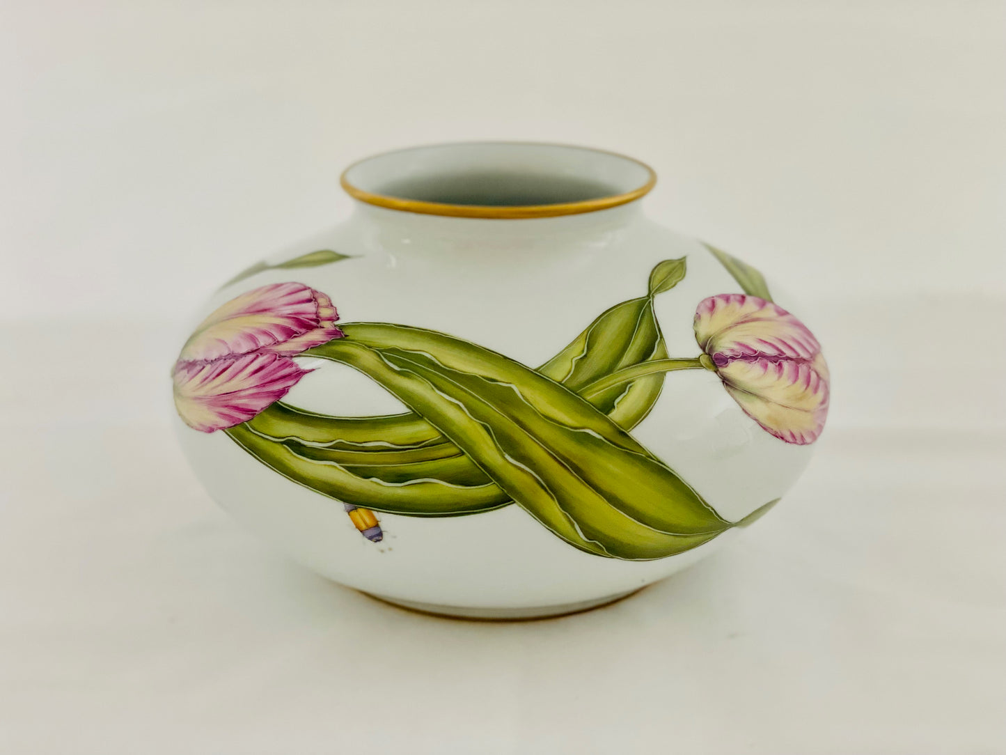 M388 - Pink Tulip Low Vase
