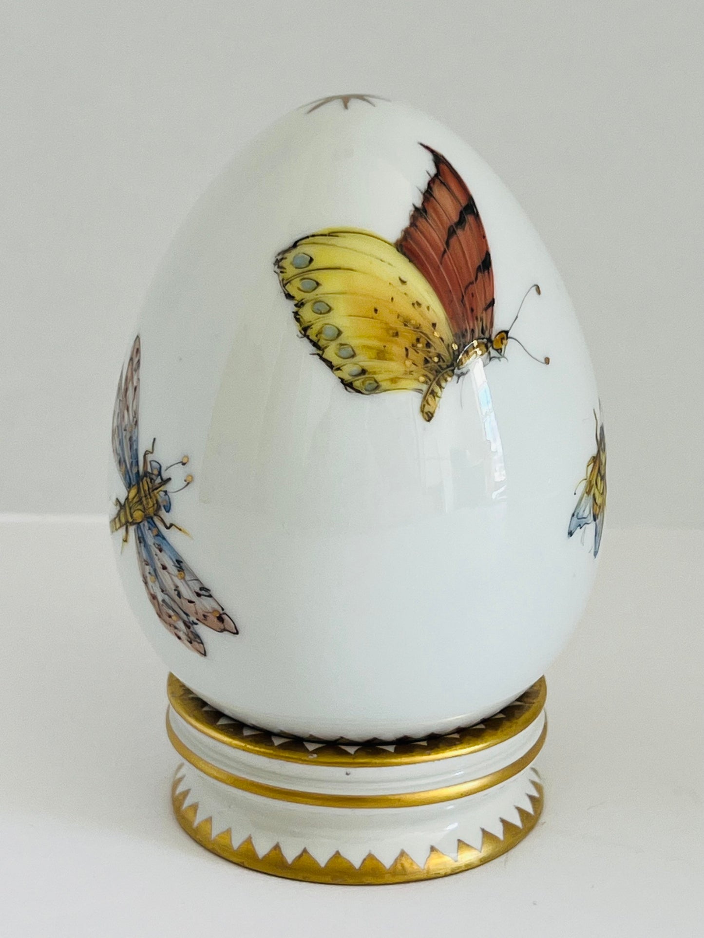 ZE152 - Easter Egg