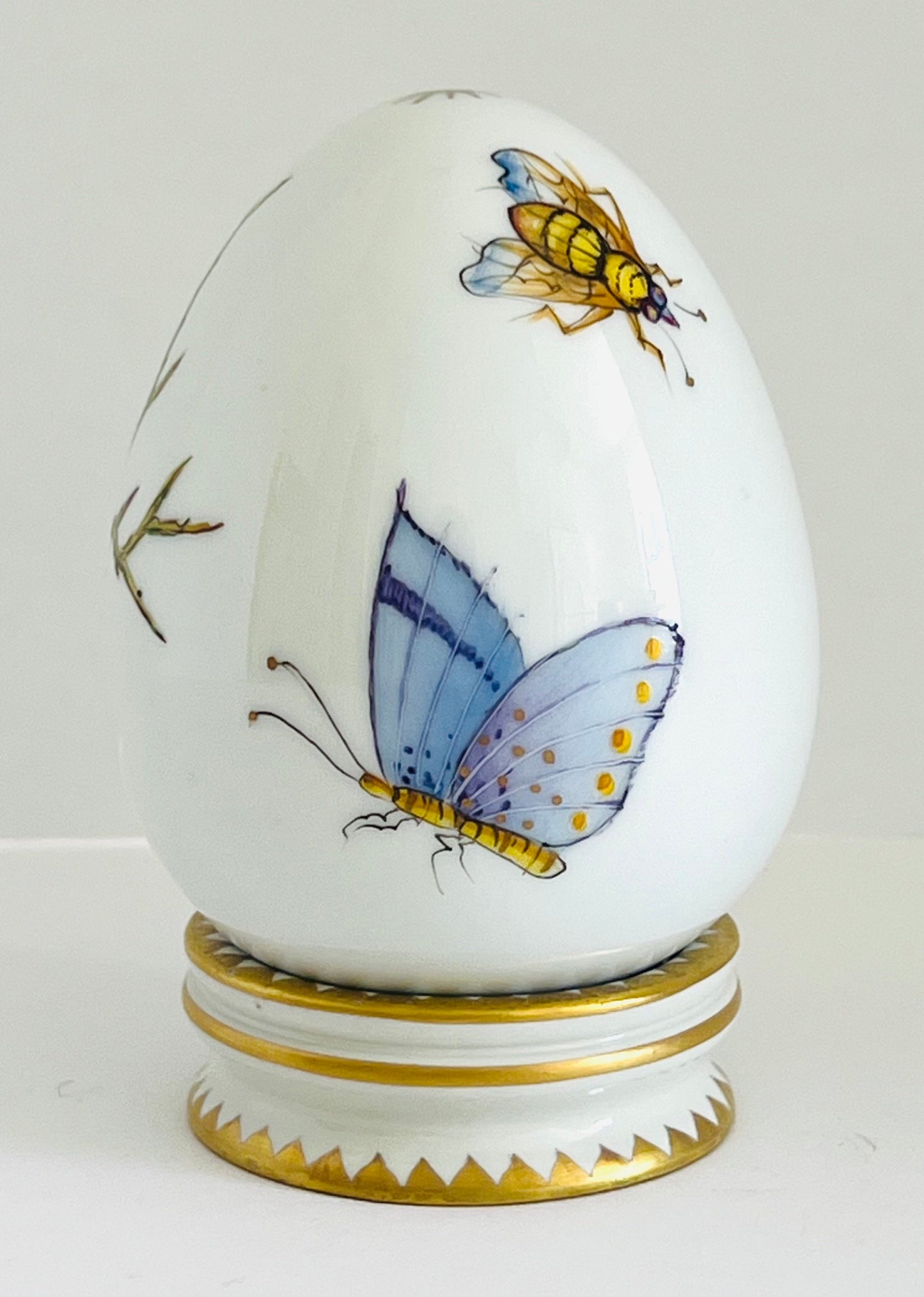 ZE118 - Easter Egg
