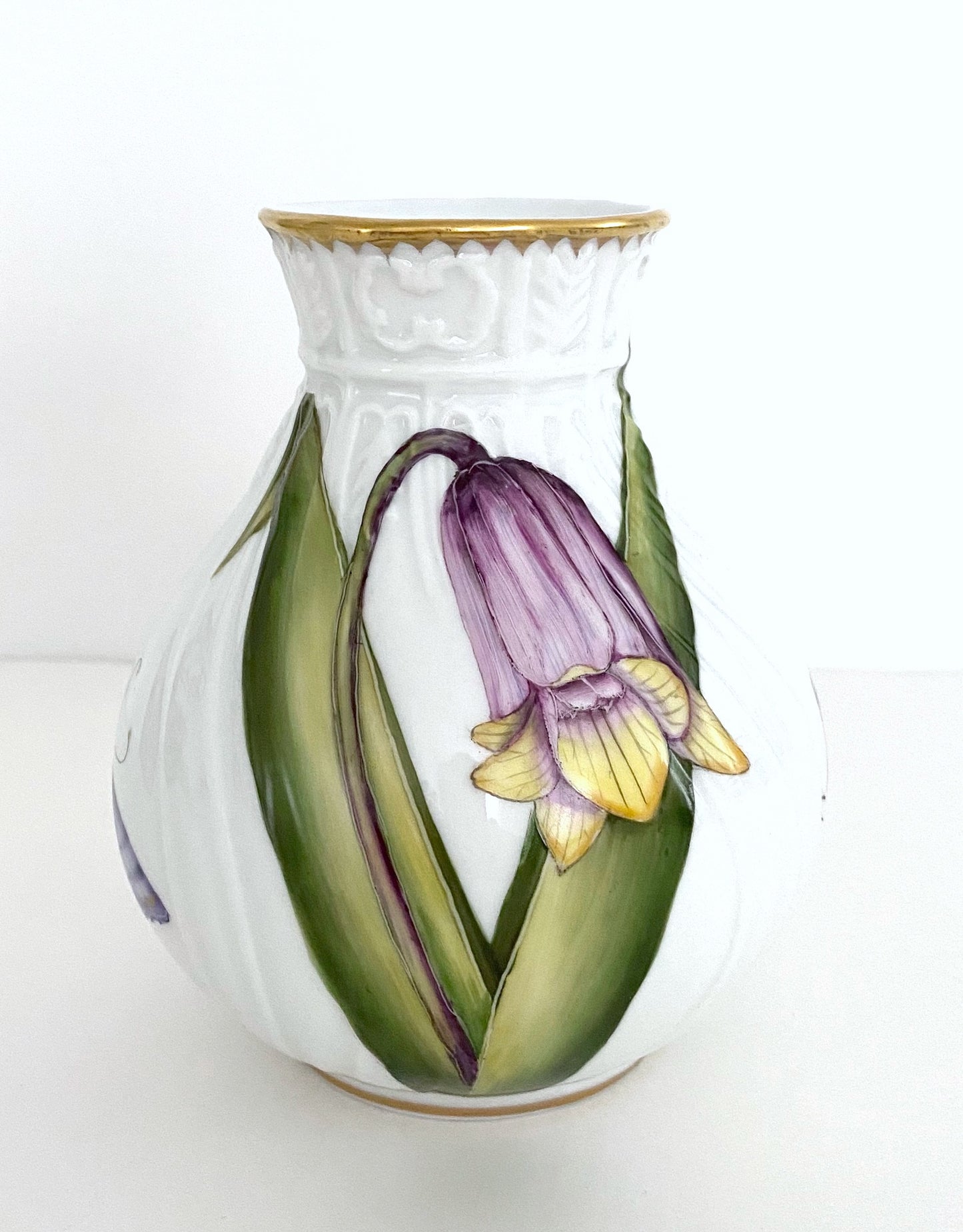 IF1 - Pink Flower Bud Vase