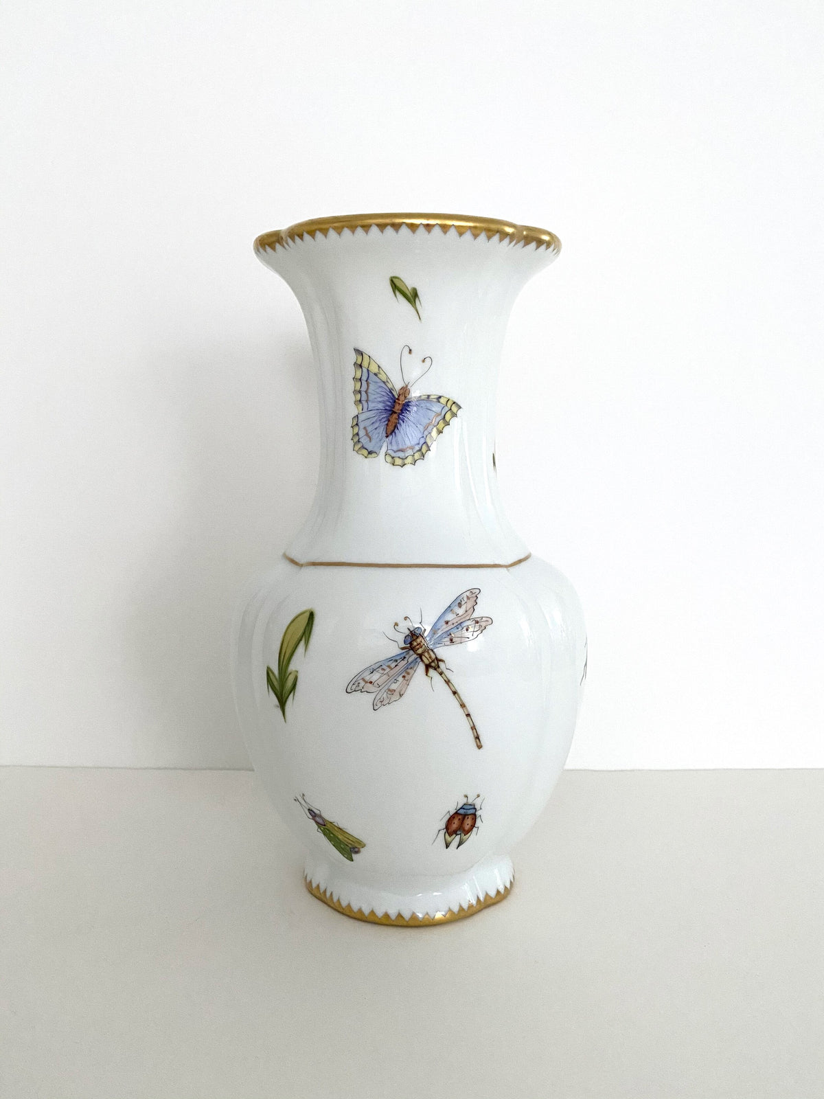 DTV1 - Vase