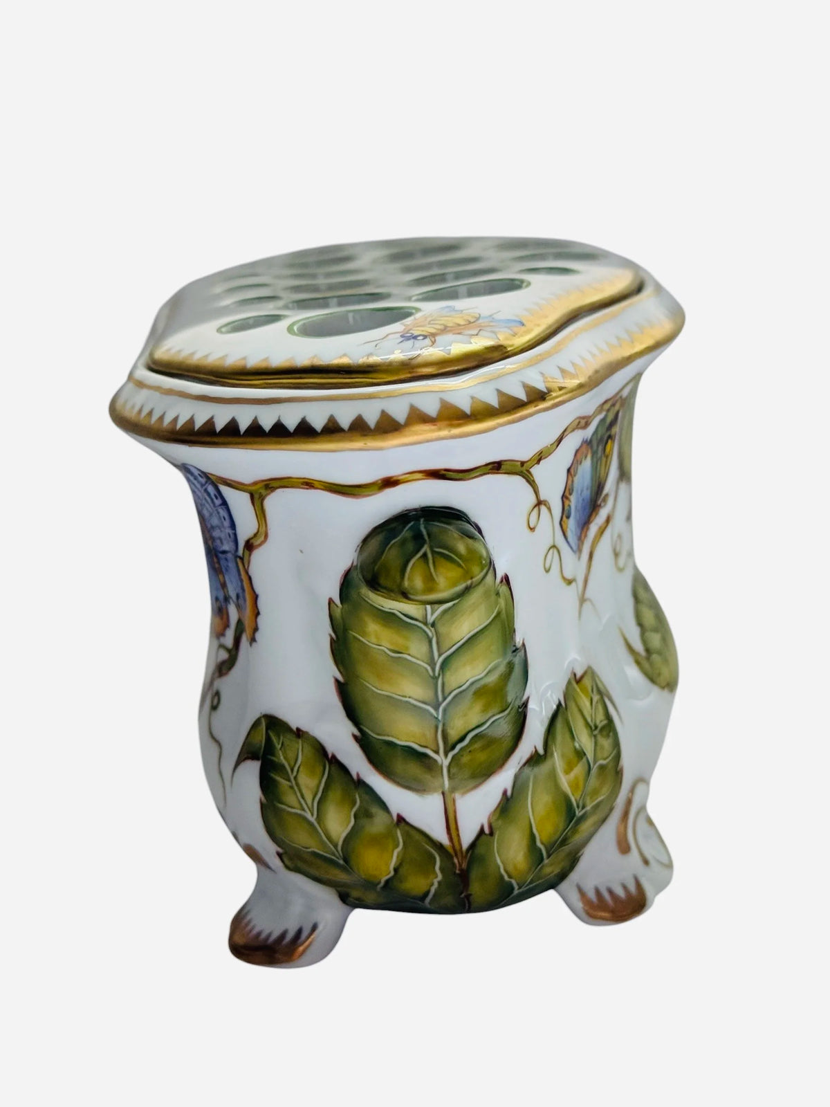 BM20 - Small Flower Arranger with Lid