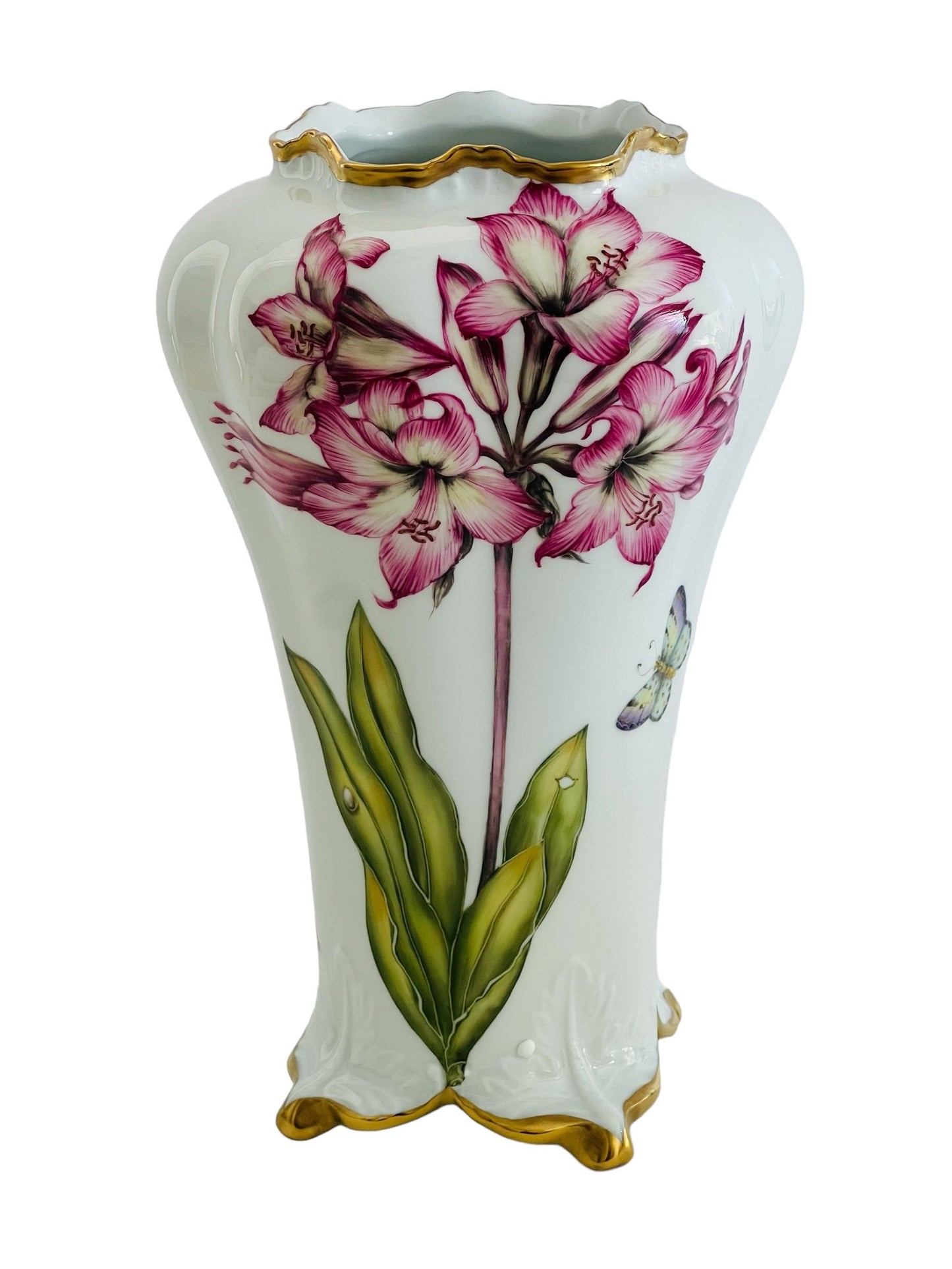 AAW1 - 9 inch Antique Shaped Vase