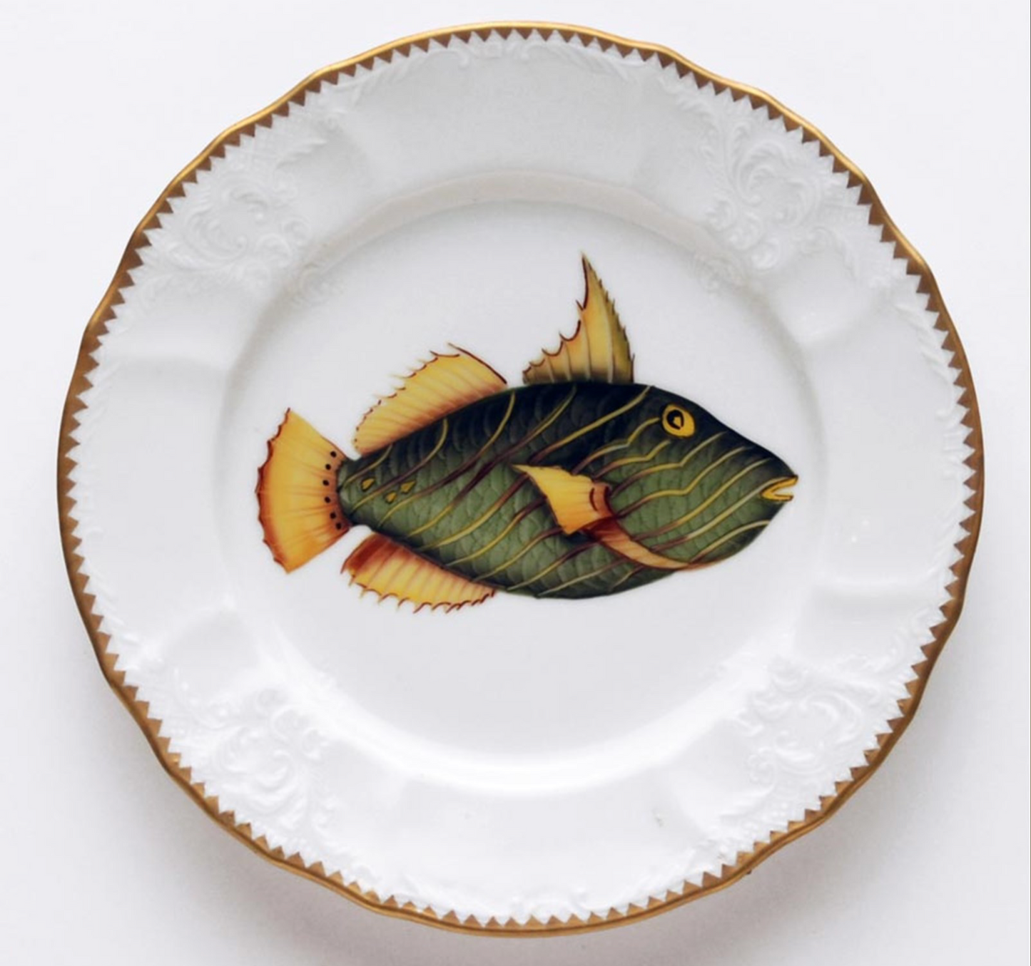 AW271 - Fish Dinner Plate