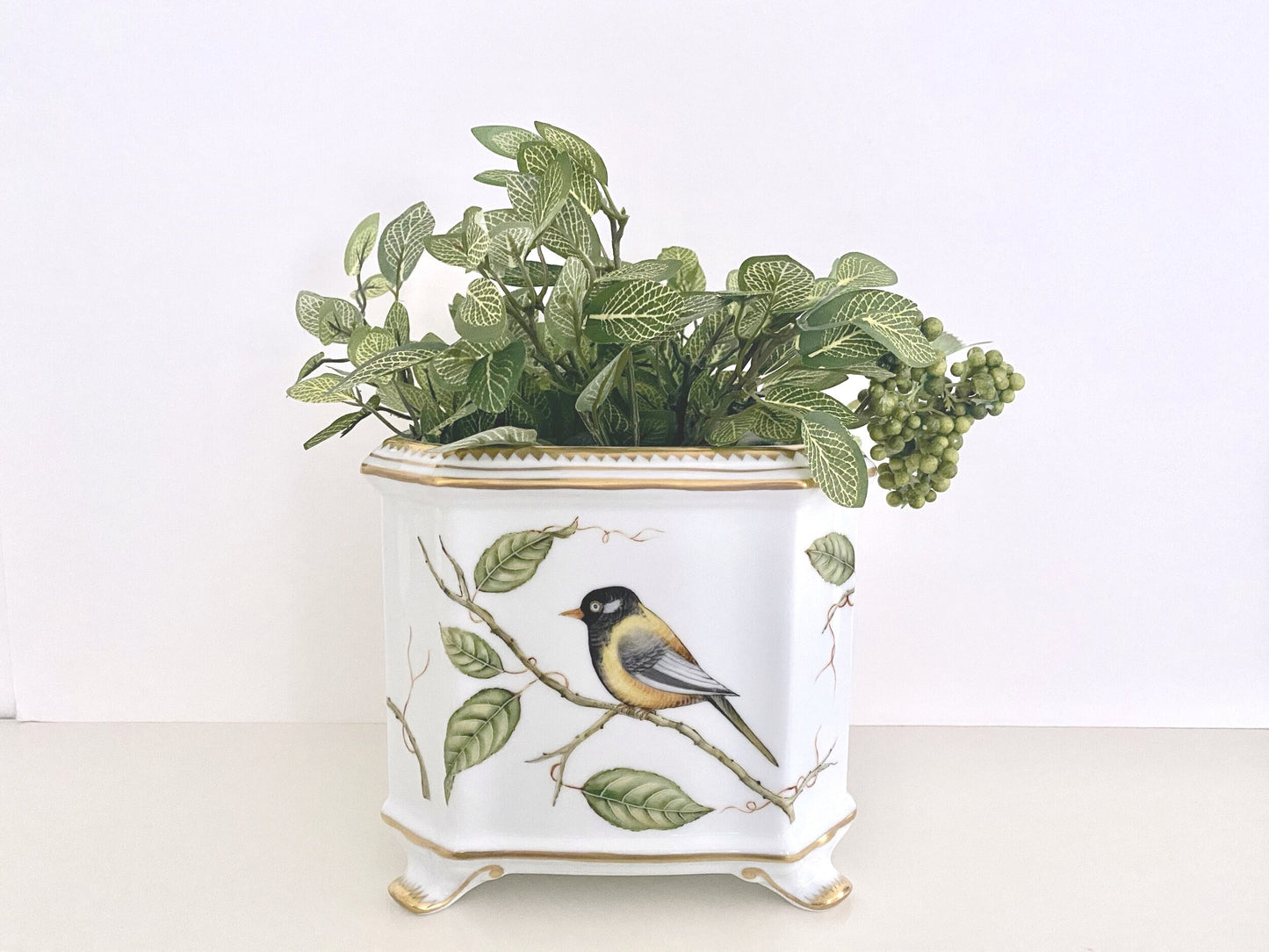2004I - Square Cachepot/Planter