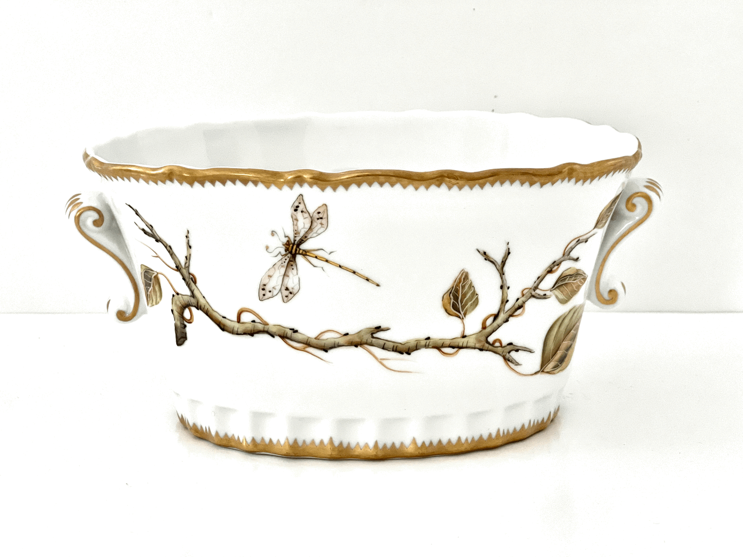 457 - Oval Cachepot
