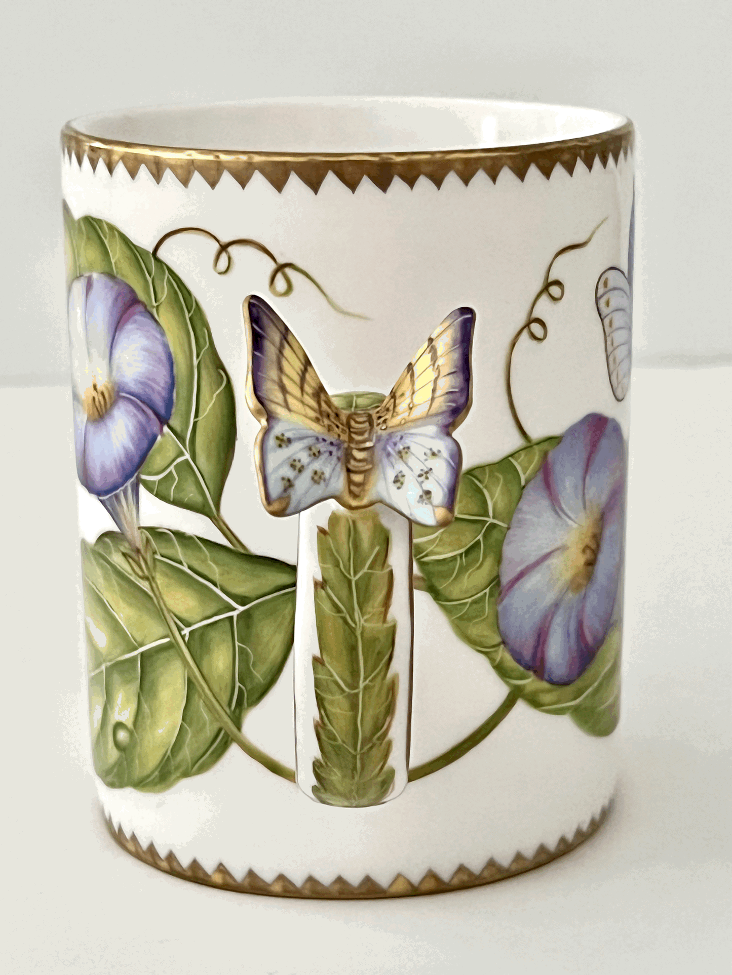 ZE103 - Butterfly Handle Mug