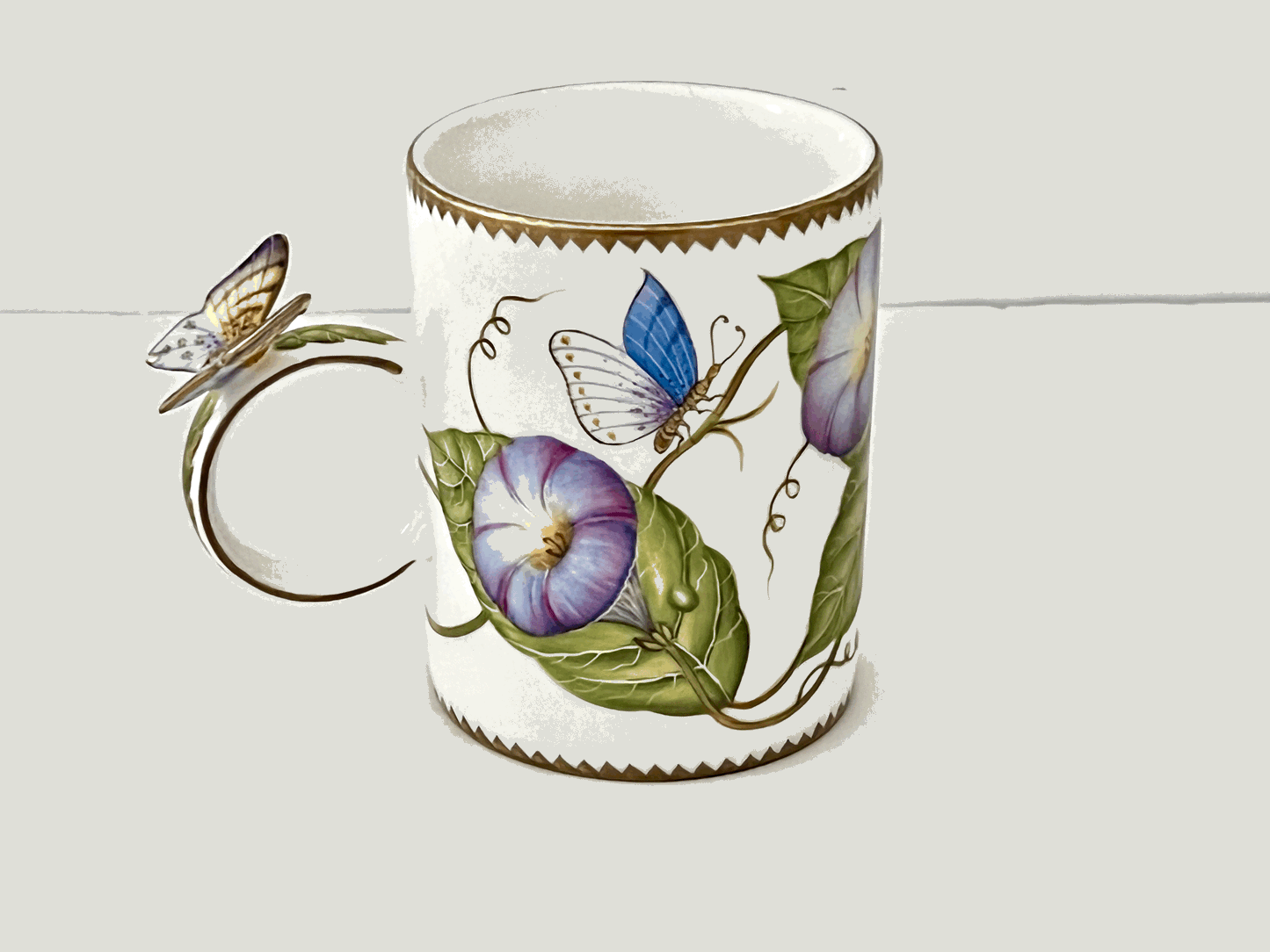 ZE103 - Butterfly Handle Mug