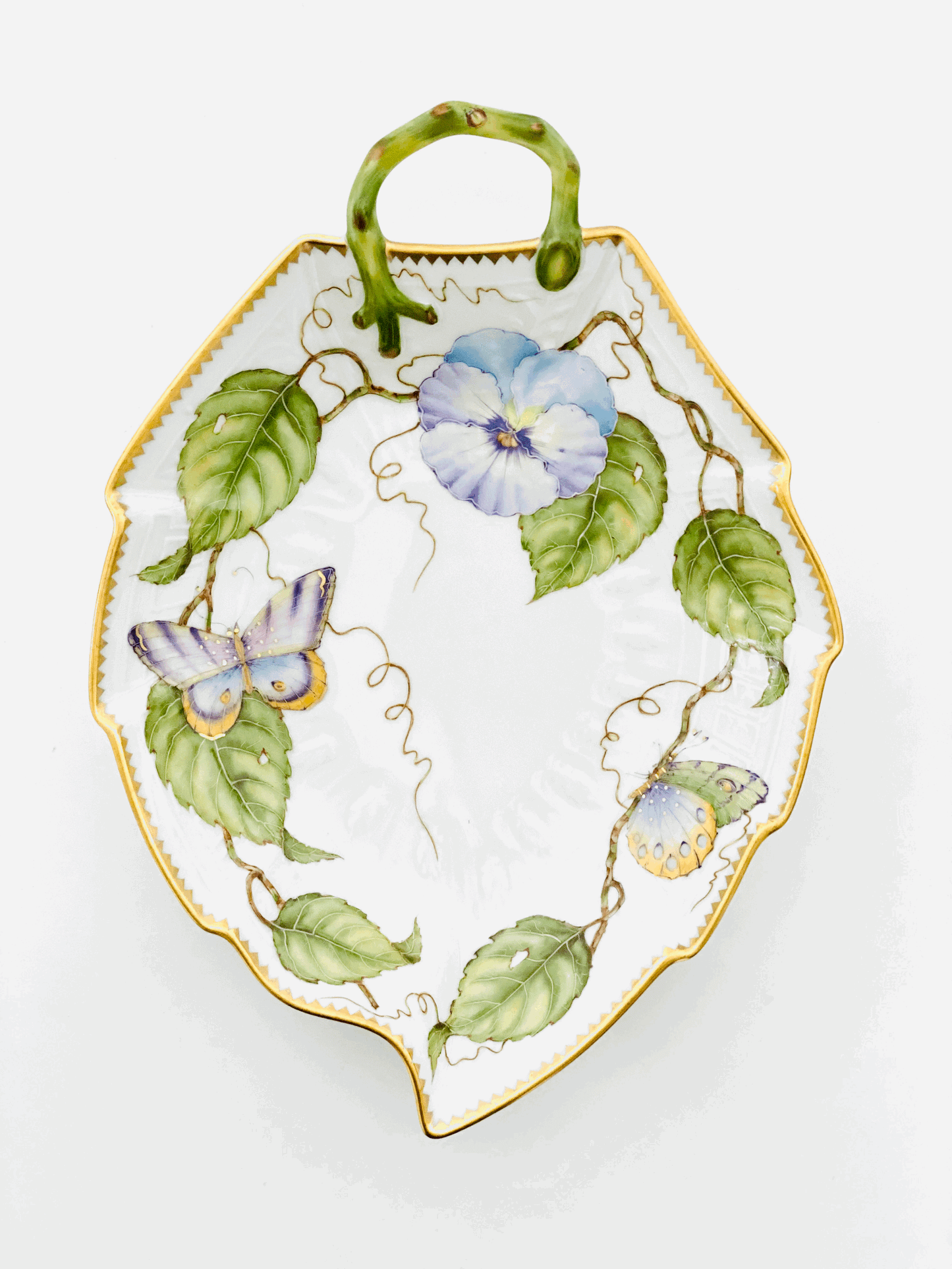 ZE102 - Leaf Shaped Dish