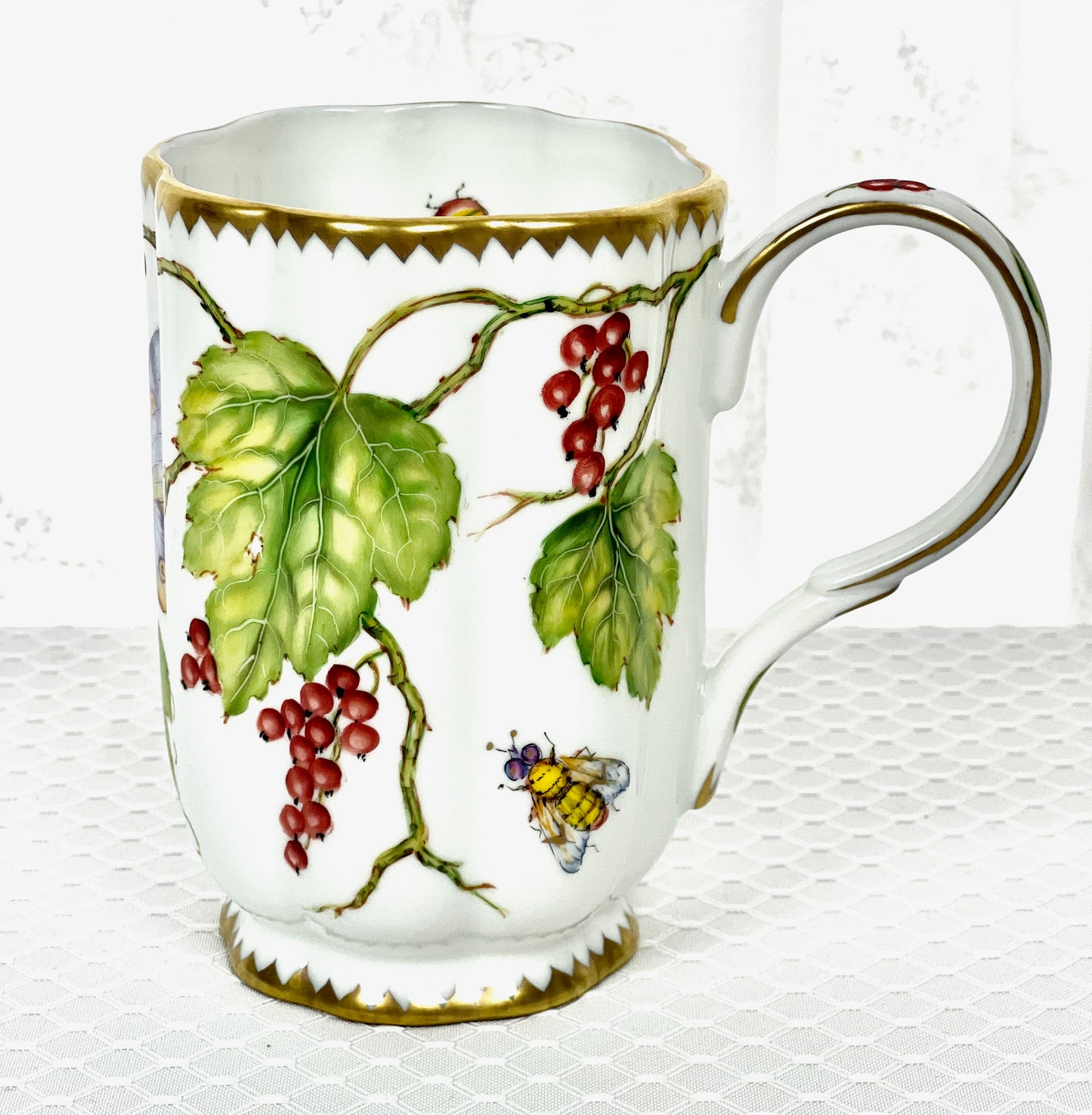 K40 - Red Berry Mug