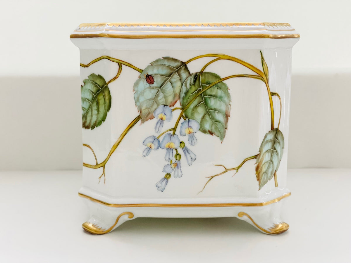BH122 - Cachepot/Planter
