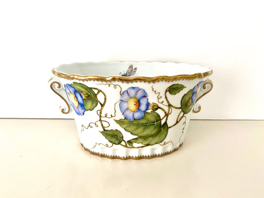 AF8 - Oval Cachepot