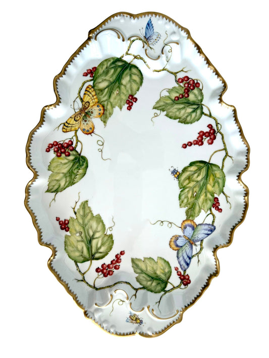 WE36 - Red Berry Serving Tray