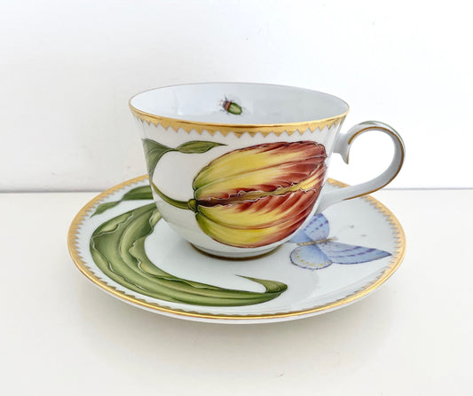 TU2 - Cup and Saucer