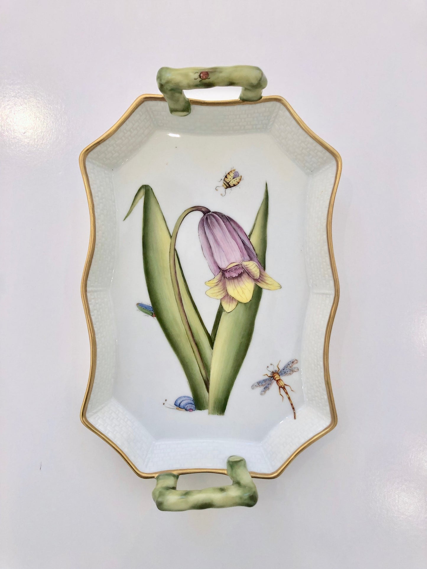 AW101 - Pink Flower Tray with Handles