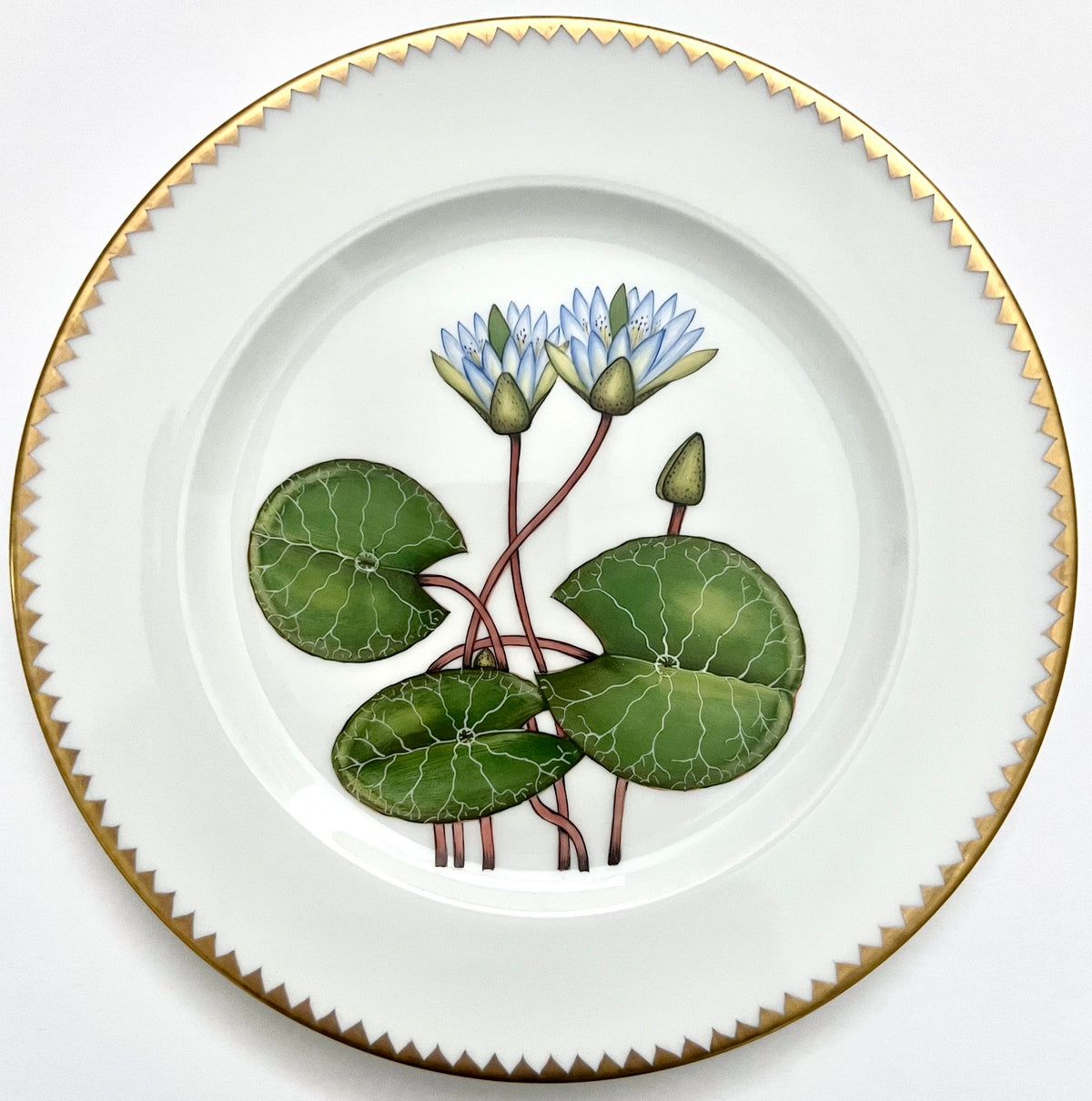 WL45 - Water Lily Salad/Dessert Plate