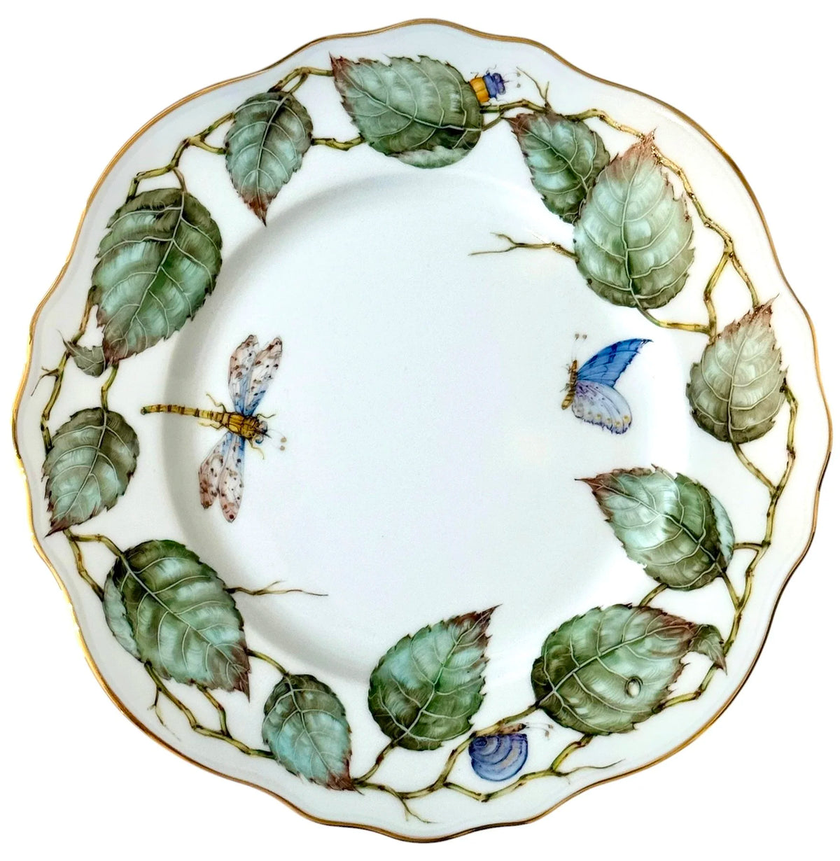 ME20 - Scalloped Salad/Dessert Plate