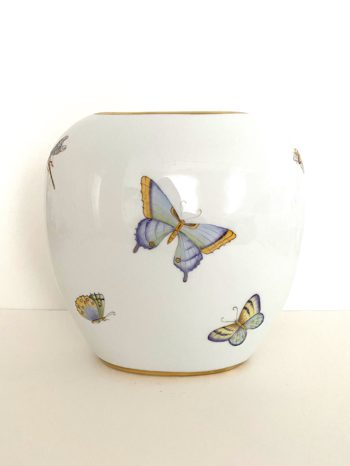 VA27 - Double Tulip Flower Vase