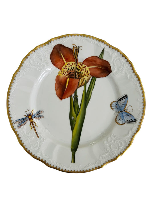YM3 - Red Flower Salad/Dessert Plate