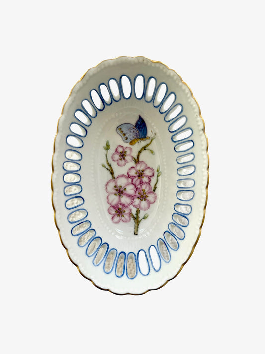 BV13 - Cherry Blossom Oval Pierced Dish