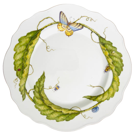 AT22 - Scalloped Dinner Plate