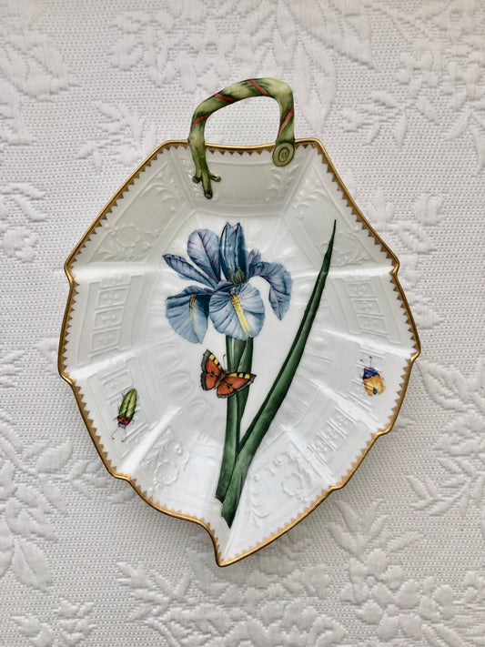 AD72 - Blue Iris Leaf Shaped Dish