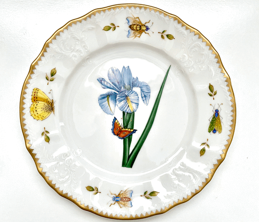 857 - Iris Salad/Dessert Plate