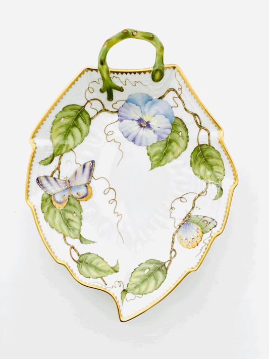ZE102 - Leaf Shaped Dish